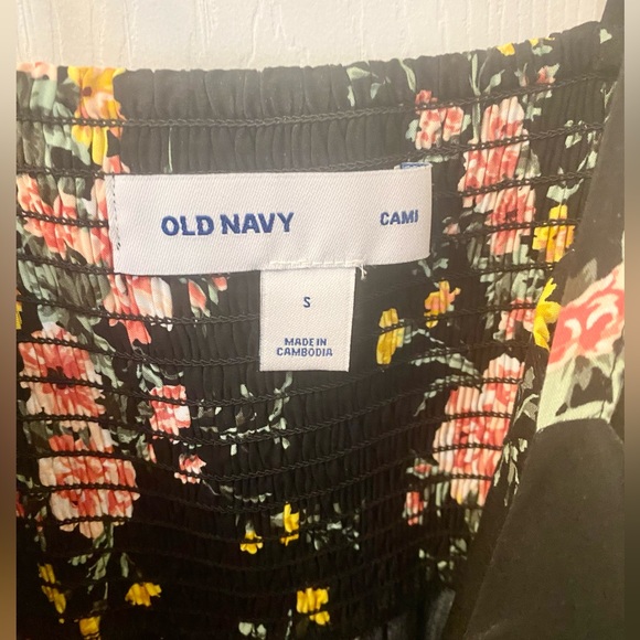 Old Navy black floral maxi dress - Picture 5 of 7